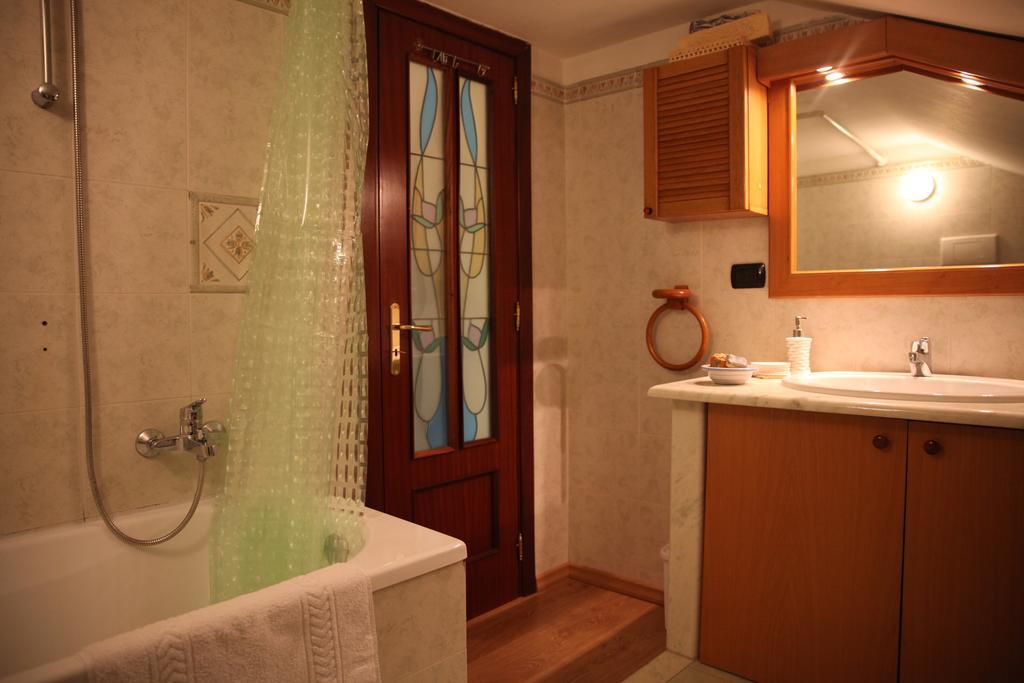 La Castellana Apartment Salerno Exterior photo